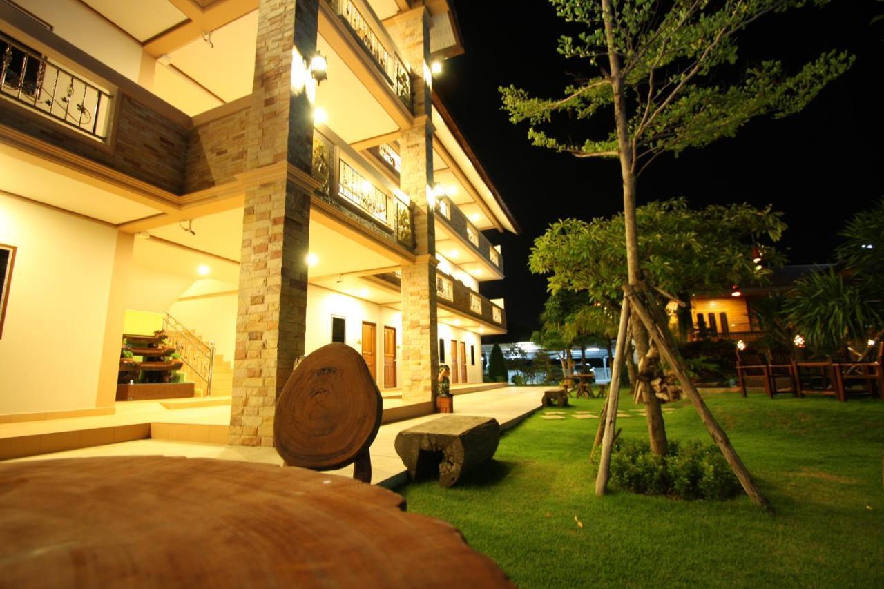 Pn Gold Resort Bangsaen Extérieur photo